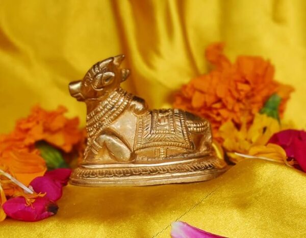 Premium Brass Nandi Ji Idol - Handcrafted Lord Shiva's Vahana Statue for Puja & Home Decor - Image 4
